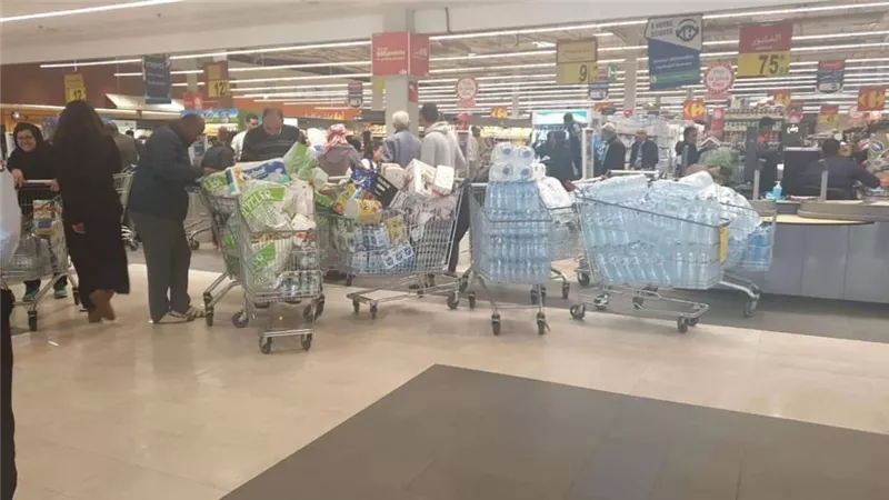 بصيرة : المحال التجارية الكبري ناقلة العدوي بامتياز