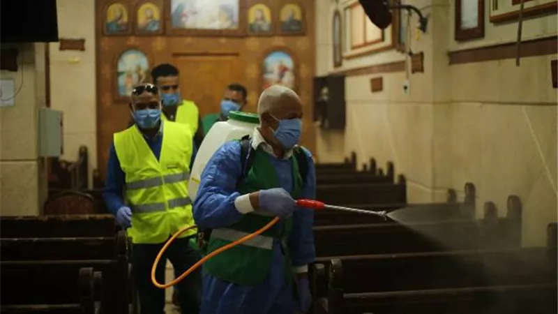 النائب أبو العينين ينظم حملة لتطهير مساجد وكنائس جنوب الجيزة