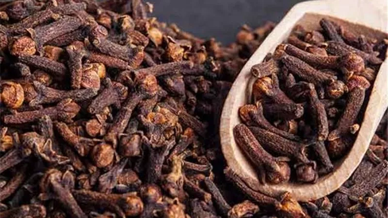 ما لا تعرفه عن فوائد القرنفل