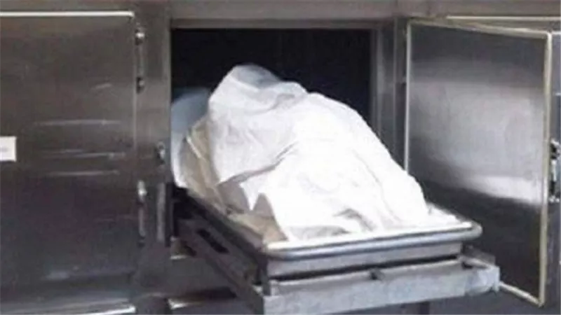 مصرع أم وطفلتها دهسا أسفل سيارة نقل بالطريق الزراعي بالقليوبية