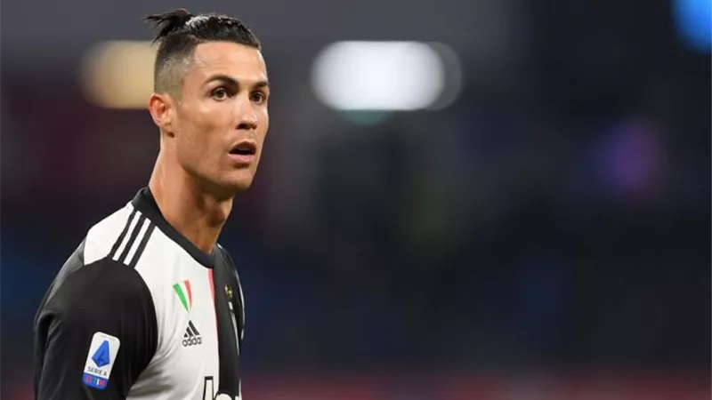 كورونا يضع رونالدو أمام 3 خيارات