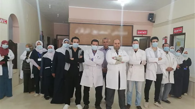 وقفة لمستشفيات الصحة بالشرقية دعما ومؤازرة للجيش الأبيض