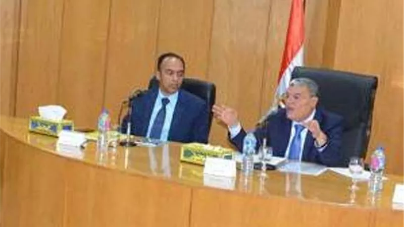 محافظ المنيا : الحملات التموينية مستمرة على الاسواق والمخابز لضبط المخالفين