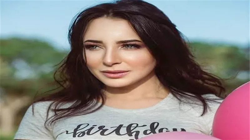 ساندى تقلد عمرو اديب.. فيديو