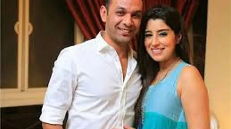 ايتن عامر وزوجها يشعلان الـ 
