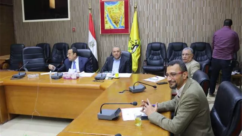 محافظ شمال سيناء يطمئن رئيس الوزراء على جهود مواجهة كورونا .صور