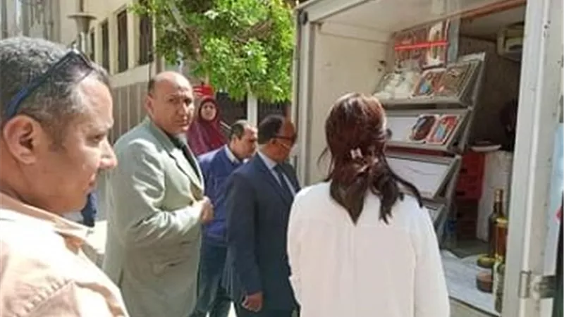 محافظة الجيزة تدفع بسيارات لبيع اللحوم والدواجن والسلع بأسعار مخفضة بالميادين