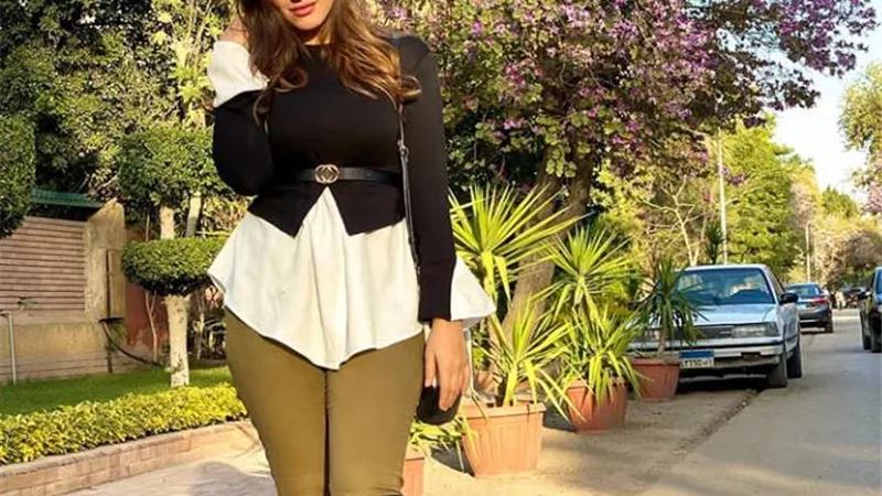 إطلالة مبهجة وظهور رائع للفنانة هايدى موسى