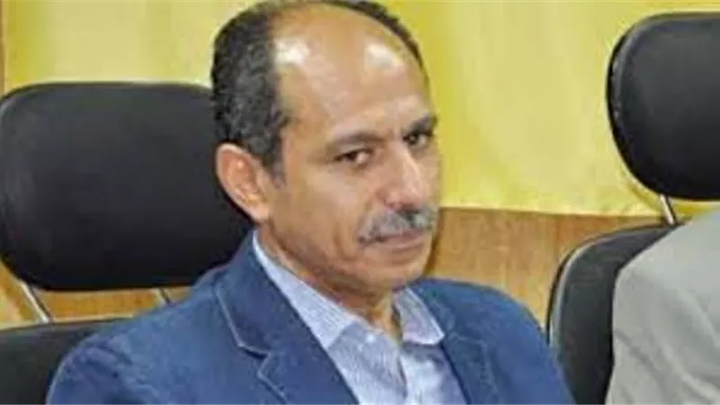 ليست المرة الأولي التي يجري فيها وراء الفلوس.. نجم الدراويش معلقا علي إنتقال فتحي من الأهلي لبيراميدز