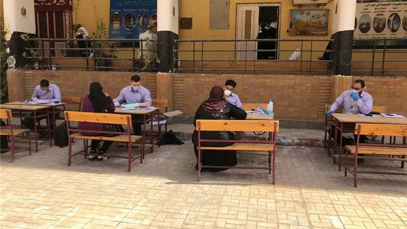 المصرية للاتصالات: استمرار توزيع شرائح التابلت للطلاب يومي الجمعة والسبت