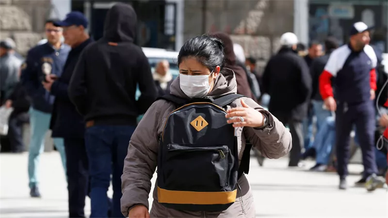 تونس تطلق خط ساخن للتبليغ عن العنف المنزلي خلال فترة العزل الصحي