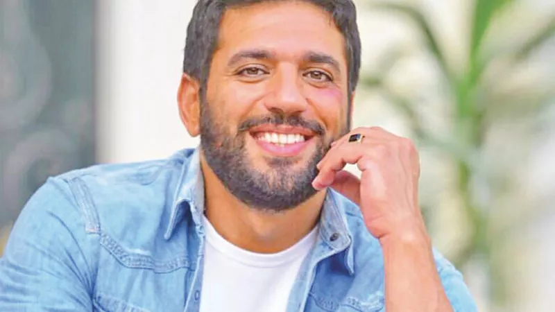 تبرعوا بالدم....حسن الرداد للمصريين: الناس هتموت وهتحصل كارثة بسبب نقص الدم