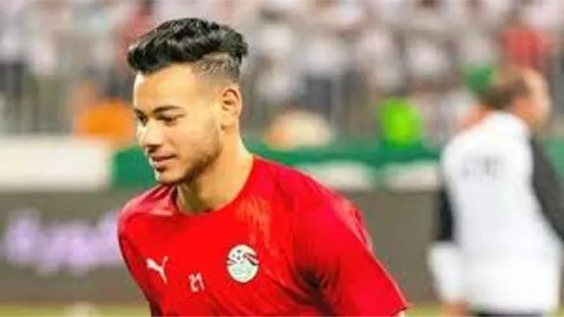 مدافع الزمالك يحتفل بعيد ميلاده بطريقه غريبه في زمن الكورونا.. صور