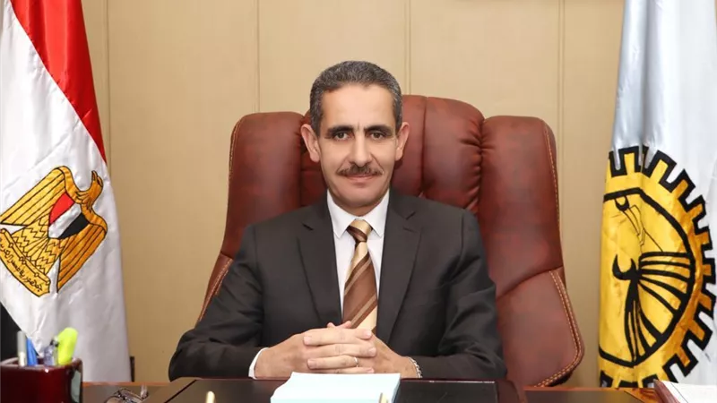 د رحمى:أقسام للعزل فى 17 مستشفى .. ومعمل مركزي للتحاليل .. ورعاية مركزة واجهزة تنفس صناعى