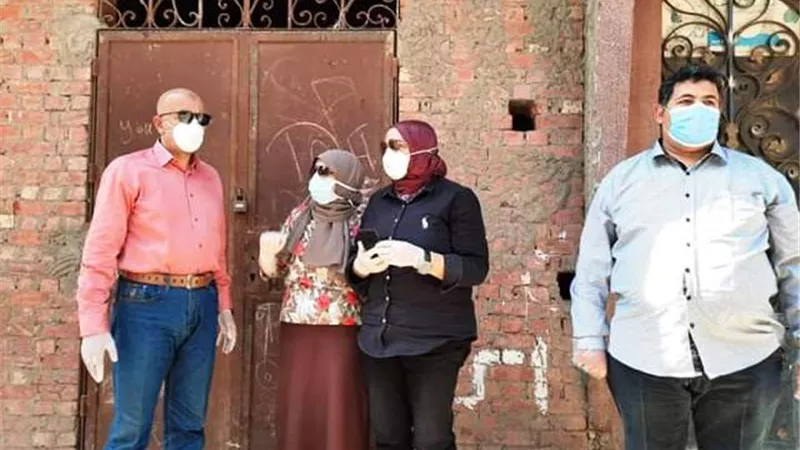 حملة تعقيم وتطهير بقرى بنى سويف بالصور
