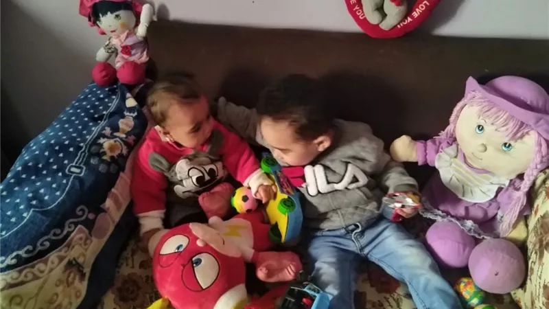 القباج توجه فريق التدخل السريع بدعم الطفلة ساجدة التي تعرضت للتعذيب من امها