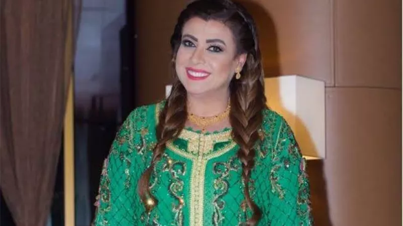 خناقة بين نشوى مصطفى وكبار الببلاوى بسبب الراقصة دينا