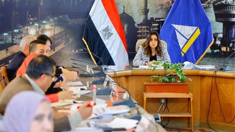 محافظ دمياط تناقش مشروعات الخطة الاستثمارية للعام المالى المقبل بفارسكور