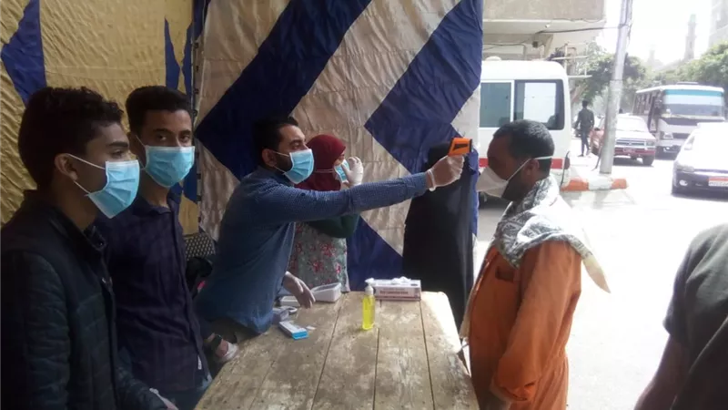 مستقبل وطن بقنا يضع منطقة مدينة العمال تحت المراقبة الصحية