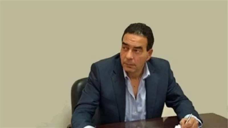 أيمن أبو العلا يؤكد ضرورة الاستغلال الأمثل لصندوق مخاطر الأطقم الطبية