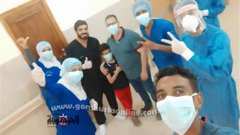شكرا جيش مصر الابيض.. اول مصاب بفيروس كورونا بأسوان يروي رحلته من المرض للتعافي
