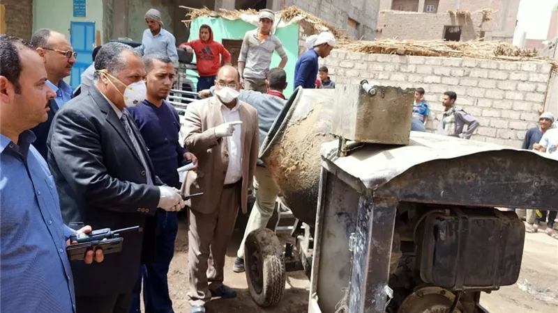 محافظ الجيزة للأحياء :غير مسموح بالتقصير فى ازاله مخلفات البناء