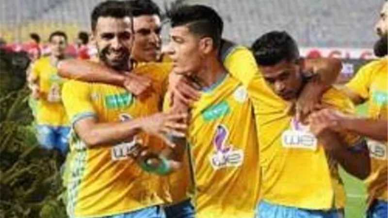 الدراويش ينهى حالة الجدل ويجدد عقد عبدالرحمن مجدى