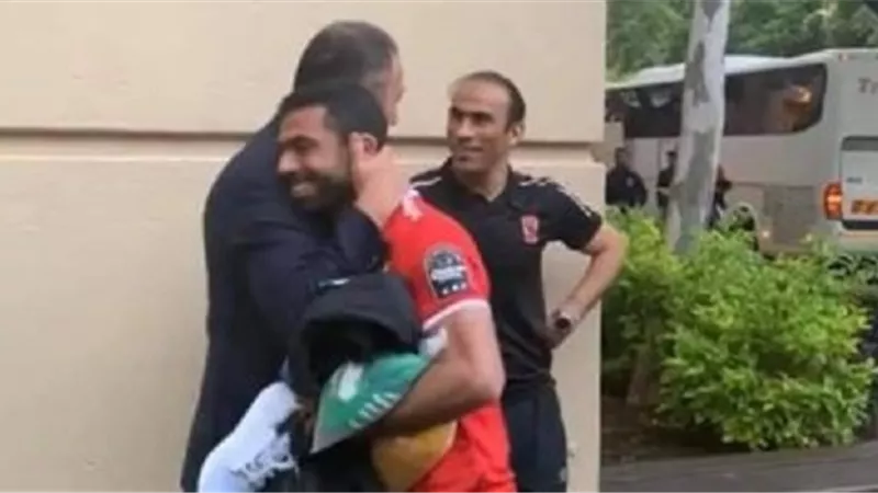 مفاجأة .. استمرار أحمد فتحى ضمن صفوف الأهلى