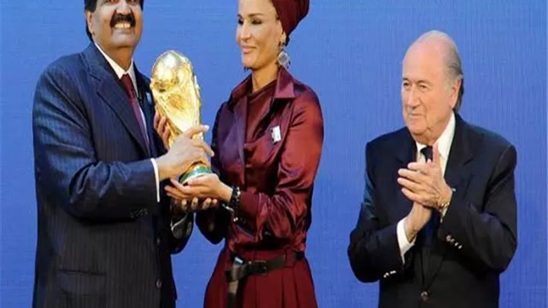 تفاصيل جديدة في رشاوى مونديال قطر 2022
