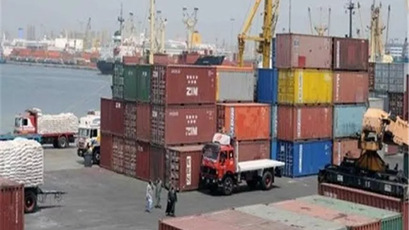 3.3 مليار جنيه ضرائب ورسوم بجمارك الإسكندرية في مارس الماضي