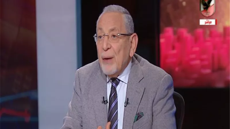 القيعي يؤكد ليس من حق قناة الأهلى التحدث عن نجوم الزمالك .. تعرف على السبب