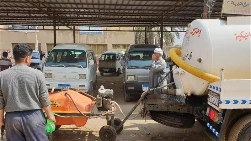 تعقيم مكاتب البريد والمواقف والبنوك وحلقات السمك ودواوين المدن بالشرقية
