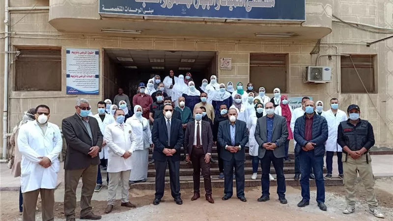 محافظ الشرقية والقيادات التنفيذية يواصلون الدعم والمؤازرة للجيش الأبيض صور