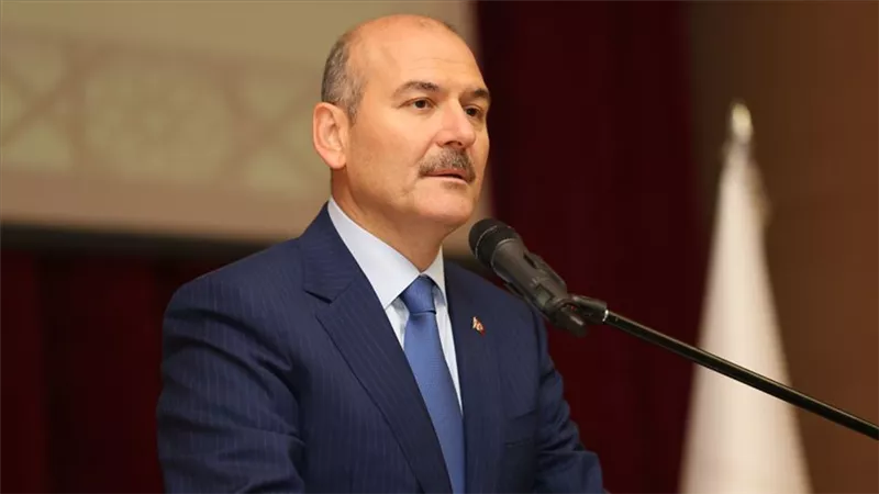 تركيا: وزير الداخلية يعلن استقالته من منصبه