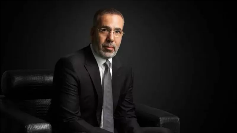 مدحت العدل يكشف تفاصيل تحضير أوبريت «أنت أقوى» بمشاركة محمد منير وتامر حسني.. فيديو