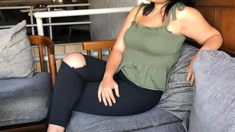 ابتسامة رقيقة وظهور رائع للفنانة غفران محمد عبر انستجرام