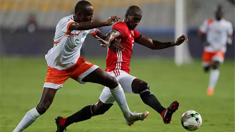 نجم لاريسا اليونانى يكشف حقيقه مفاوضات الزمالك