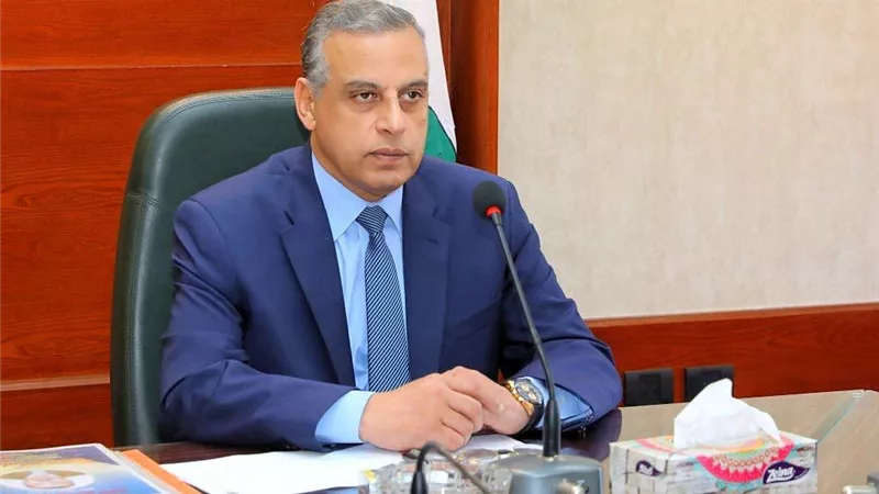 محافظ سوهاج : ترقية 2682 معلما واخصائيا على كادر المعلمين