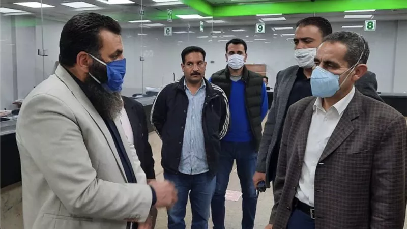 جولة لمحافظ الغربية لرصد التدابير الوقائية فى صرف منحة العمالة غير المنتظمة ب404 منفذا-صور