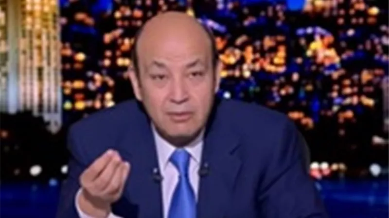 بالفيديو.. عمرو أديب يحكي تفاصيل إصابة 45 شخص بكورونا من أسرة واحدة في بهتيم