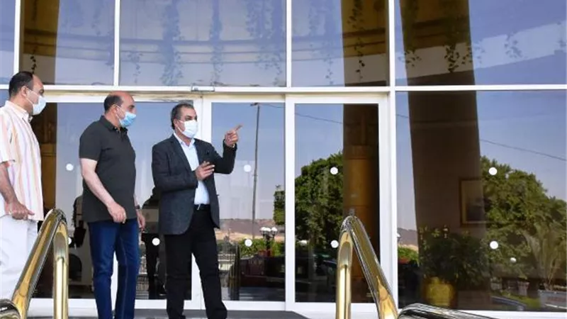 محافظ أسوان: إجراءات إستباقية لمنع التجمعات فى شم النسيم