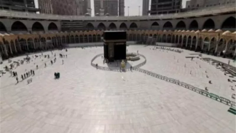 اغلاق بيت الله الحرام أمام المسلمين 40 مرة منذ ظهور الإسلام .. صور