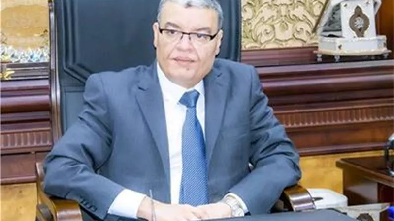 محافظ المنيا: إغلاق الكورنيش والمتنزهات والحدائق العامة بجميع المراكز