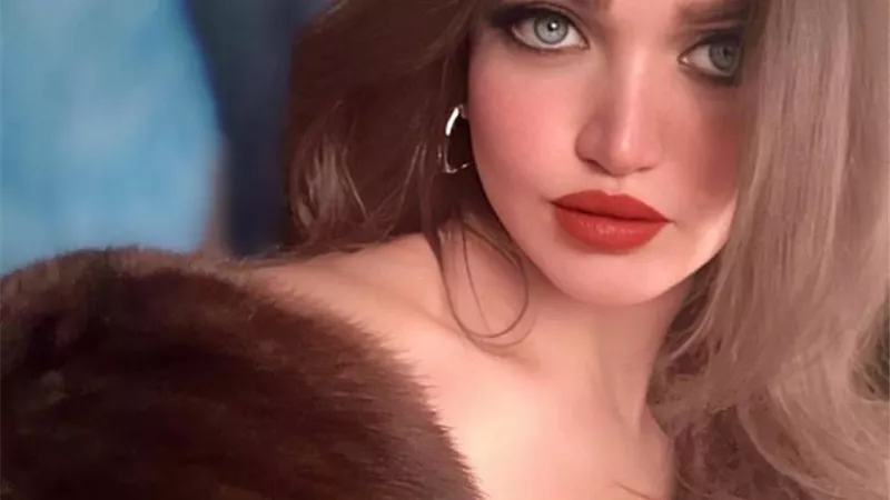 ياسمين الخطيب تشعل انستجرام بصورة للراحلة هند رستم .. صورة