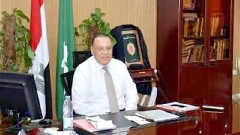 محافظ الشرقية يطمئن على إنتظام صرف منحة العمالة غير المنتظمة