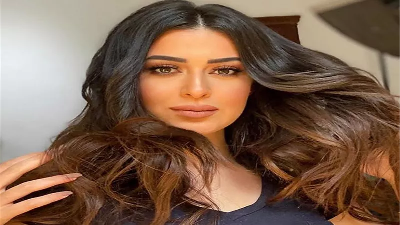 إطلالة ساحرة وظهور رائع للفنانة ميرنا نور الدين عبر انستجرام.. صور