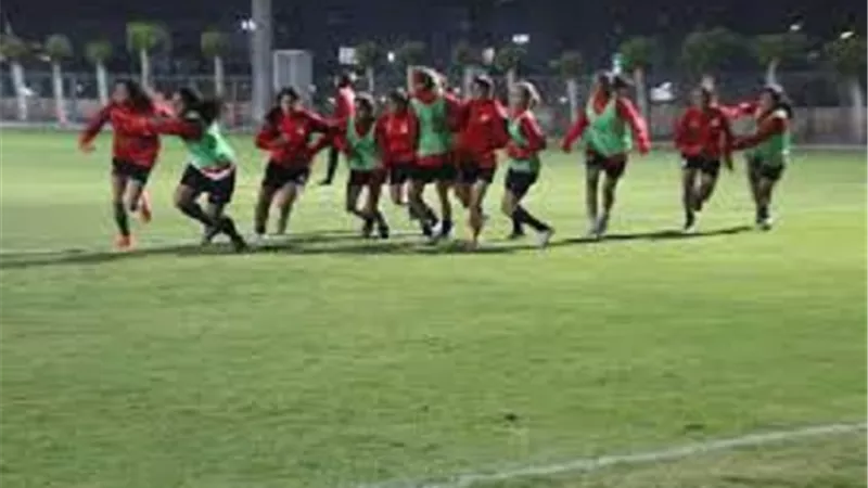وفد من الجبلاية يطمئن على صحة هند عادل لاعبة المنتخب