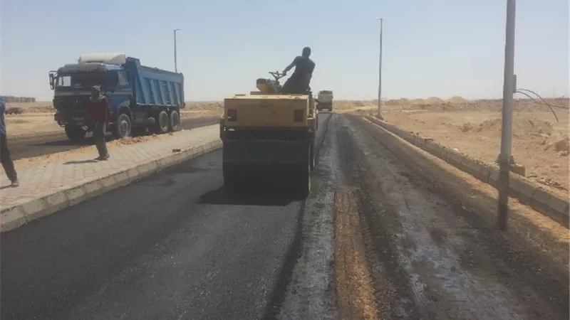 رئيس جهاز المنيا الجديدة: جار استكمال أعمال الطرق بمشروعي سكن مصر