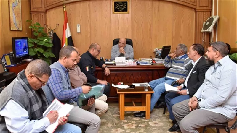 أبو العزايم رئيسا للجنة تأمين مستشفيات الأقصر وأطقمها الطبية ضد كورونا