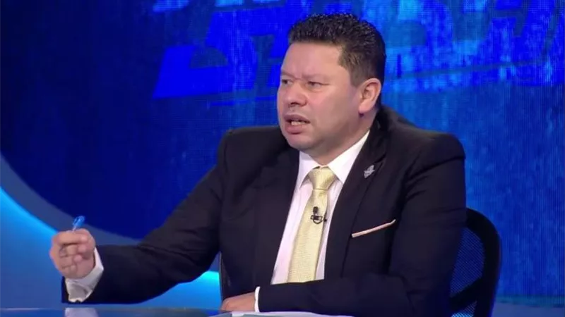رضا عبدالعال يفتح النار على حسام حسن بسبب الزمالك